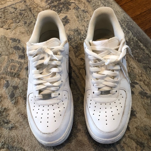 mens white nike trainers size 9